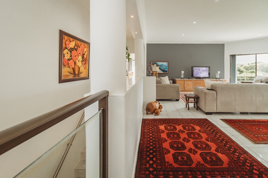 4 Bedroom Property for Sale in Bergsig Western Cape